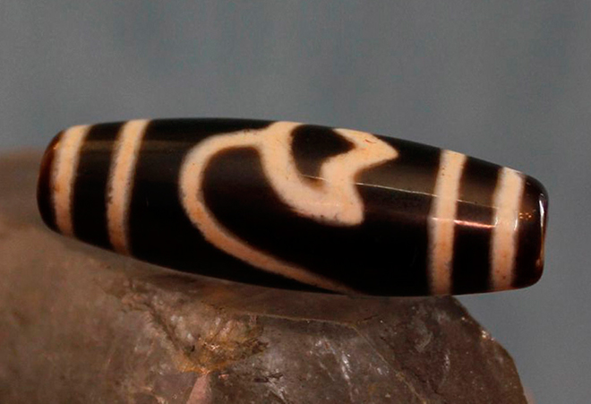 Бусина Дзи - Лотос